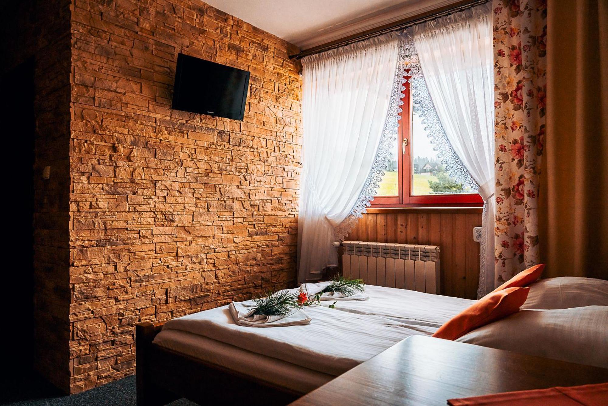 Pokoje Goscinne U Bronka Ciche Małe Exterior foto
